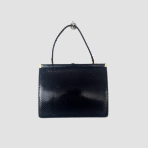 black-snakeskin-single-strap-purse