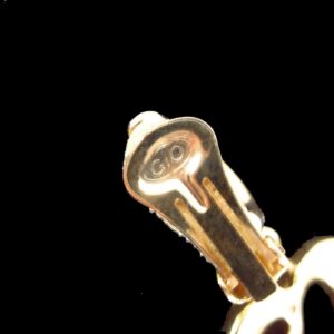 vintage gold tone rhinestone heart earrings clip on style
