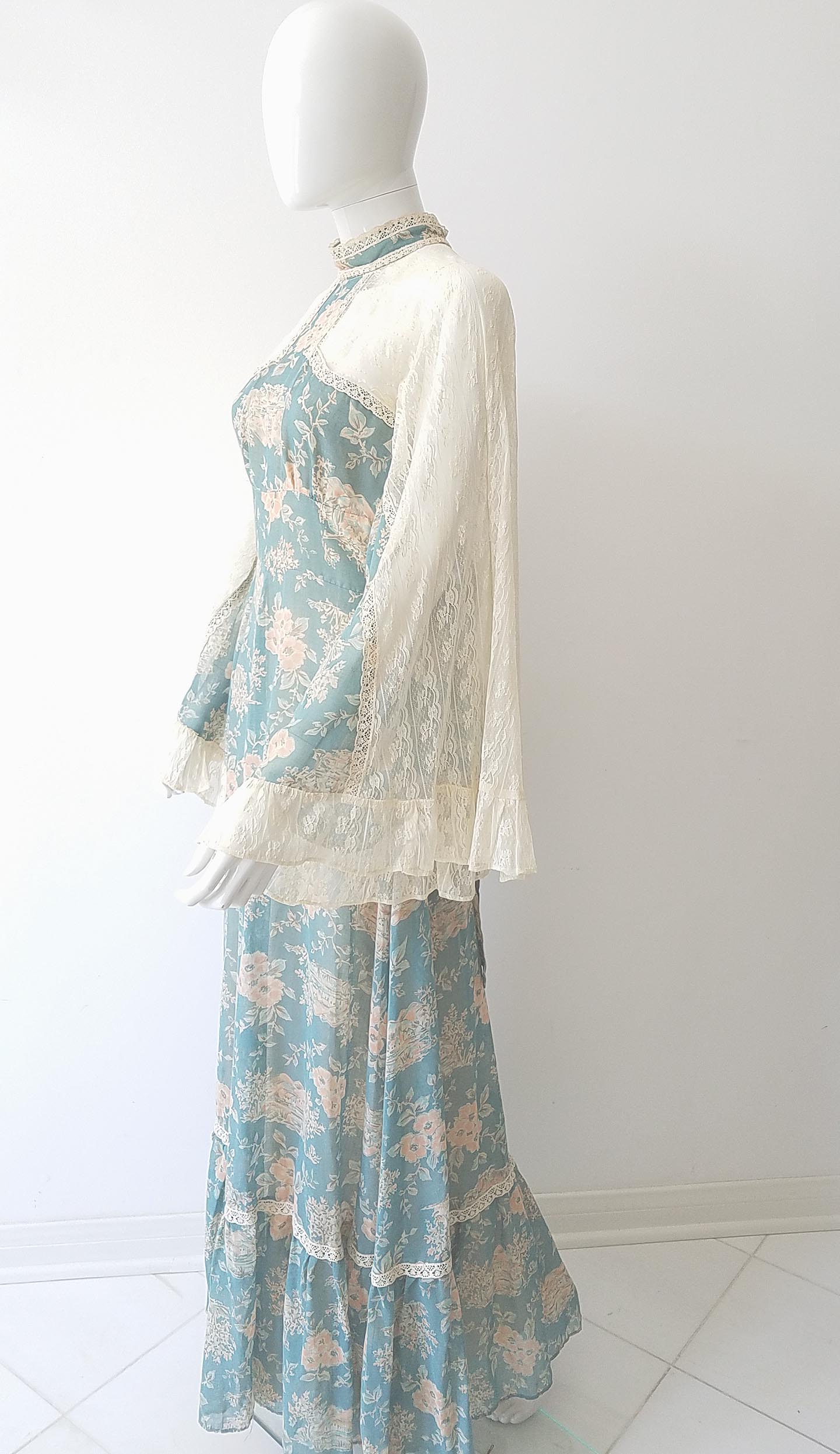 Vintage Gunne Sax By Jessica San Francisco Bell Lace Sleeves Maxi Dress ...